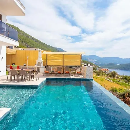 Willa Ayshe-deniz, Doga Ve Huzur Hepsi Birarada Kaş